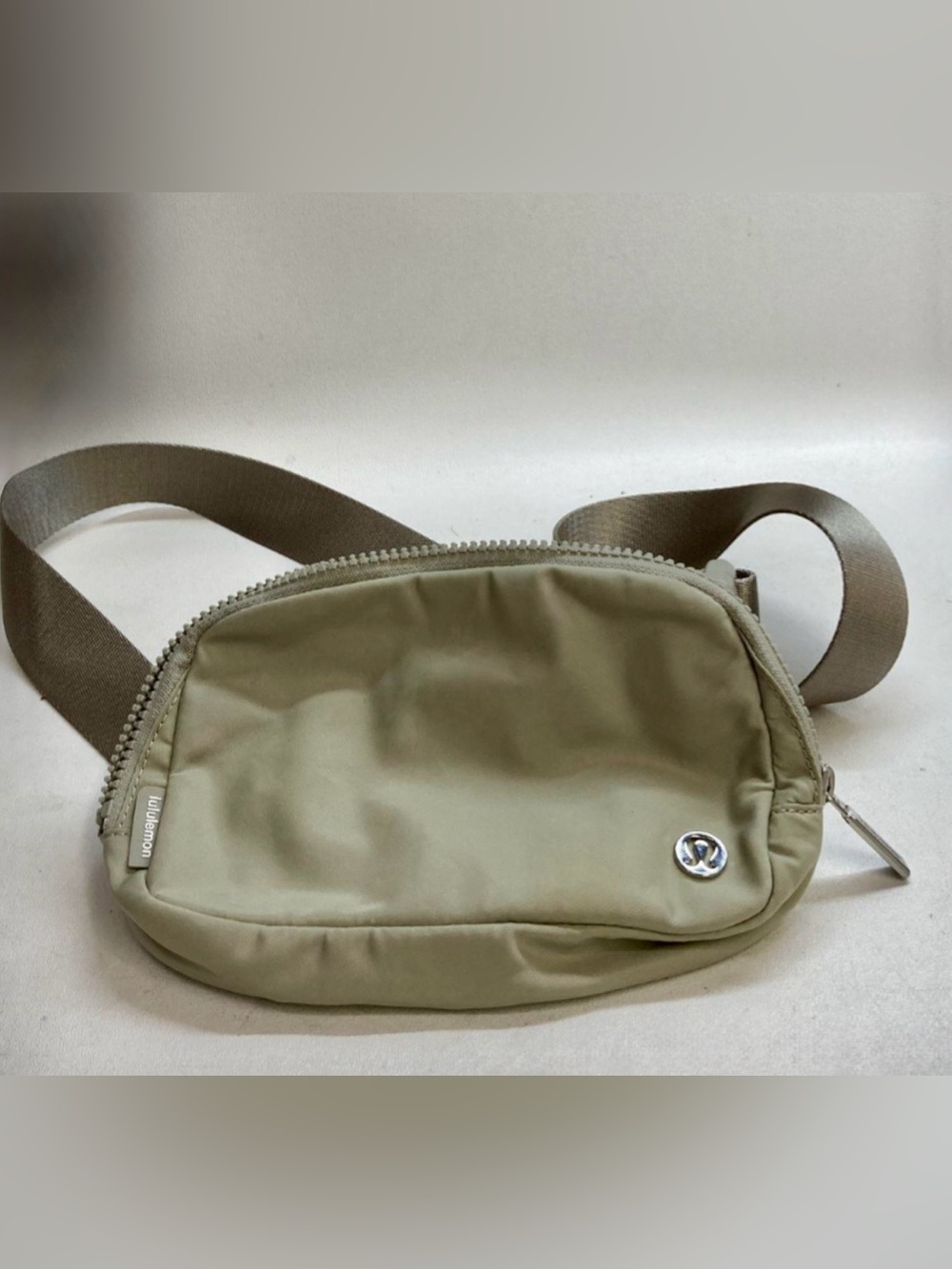 Lululemon Everywhere Belt Bag 1L Artifact Tan Nylon Crossbody Fanny Pack👛✨